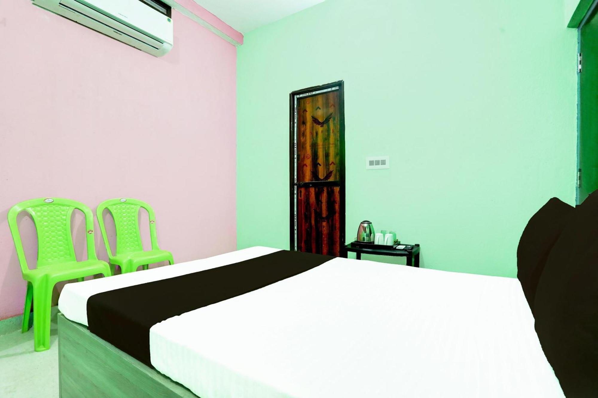 Hotel O Mochu Vatika Marriage Hall & Guest House 巴特那 外观 照片